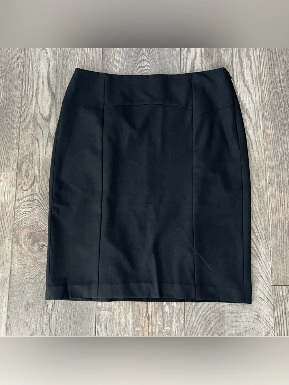 THE LIMITED Black Pencil Skirt Size 4